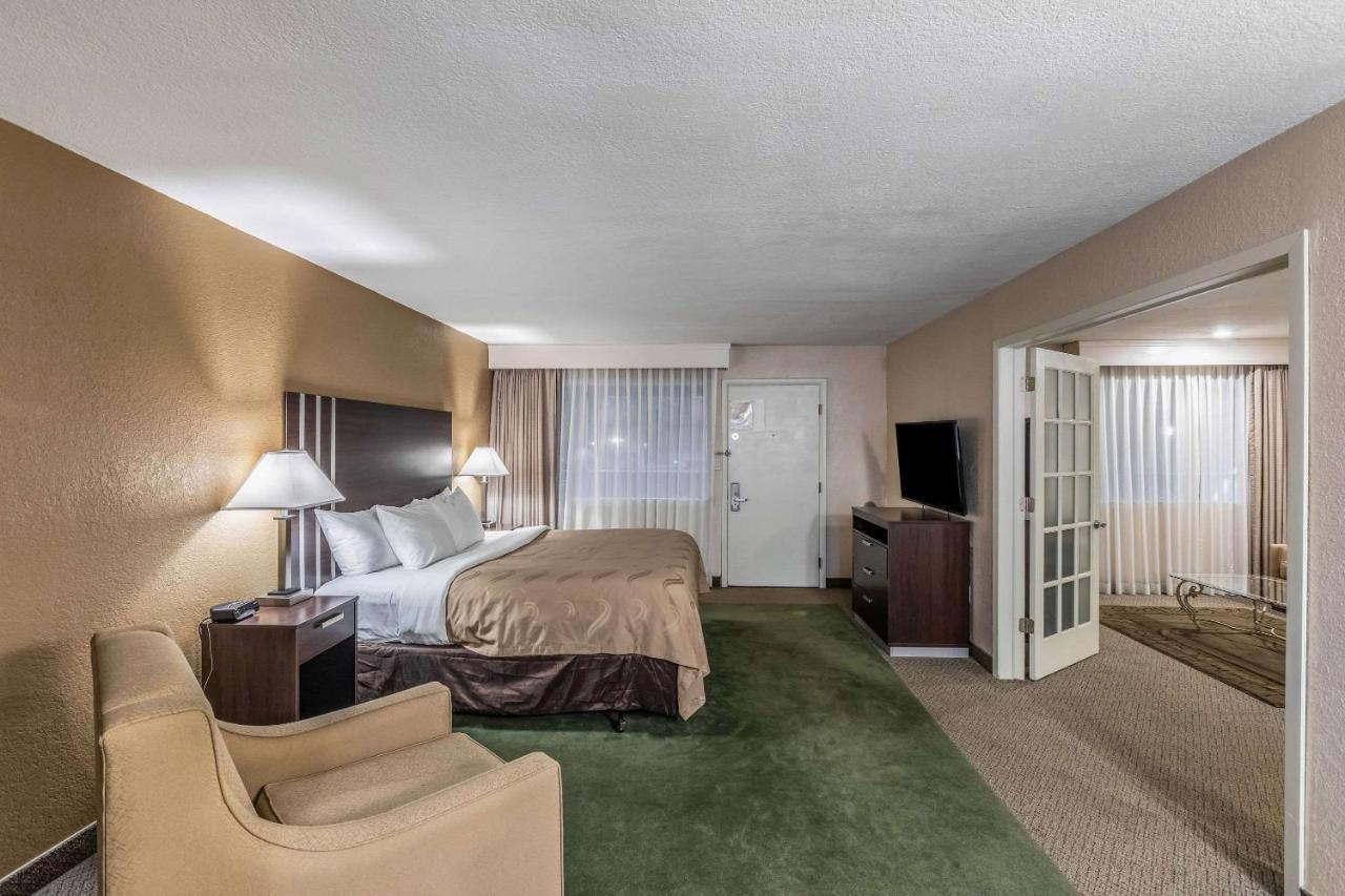 Quality Inn Восау Екстер'єр фото